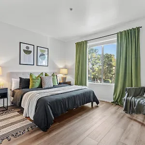  Apartment Luxury 2bdr In The Center Of Marina Del Rey